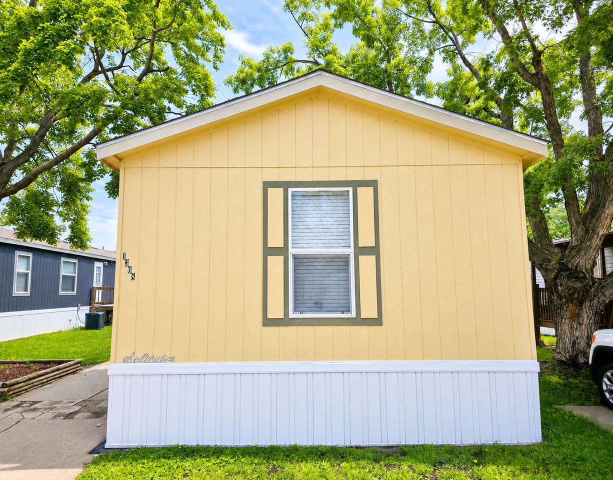 1308 W Plum St #140 - Photo 3 of 30