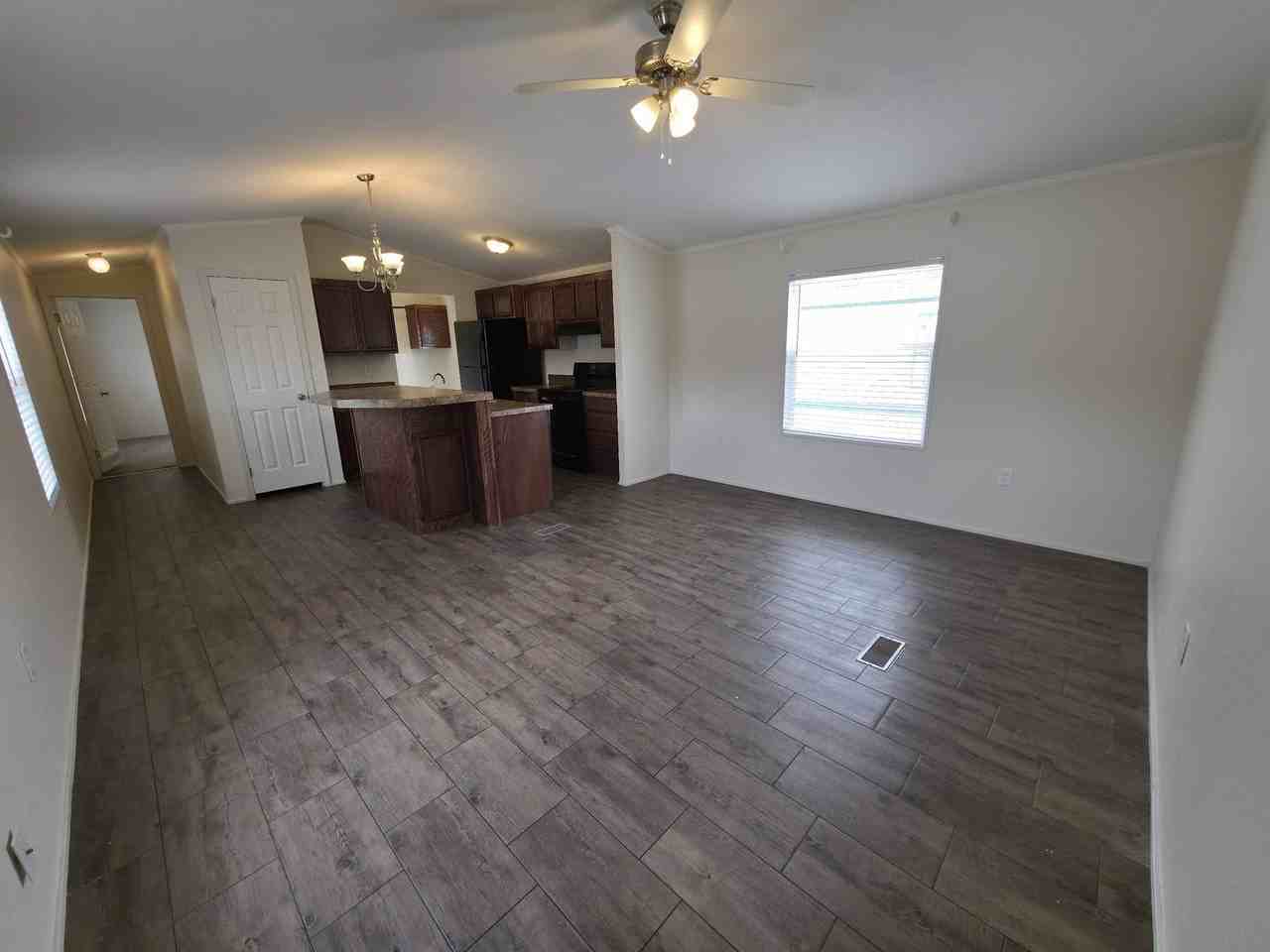 1412 W Harbour Blvd #152 - Photo 5 of 28
