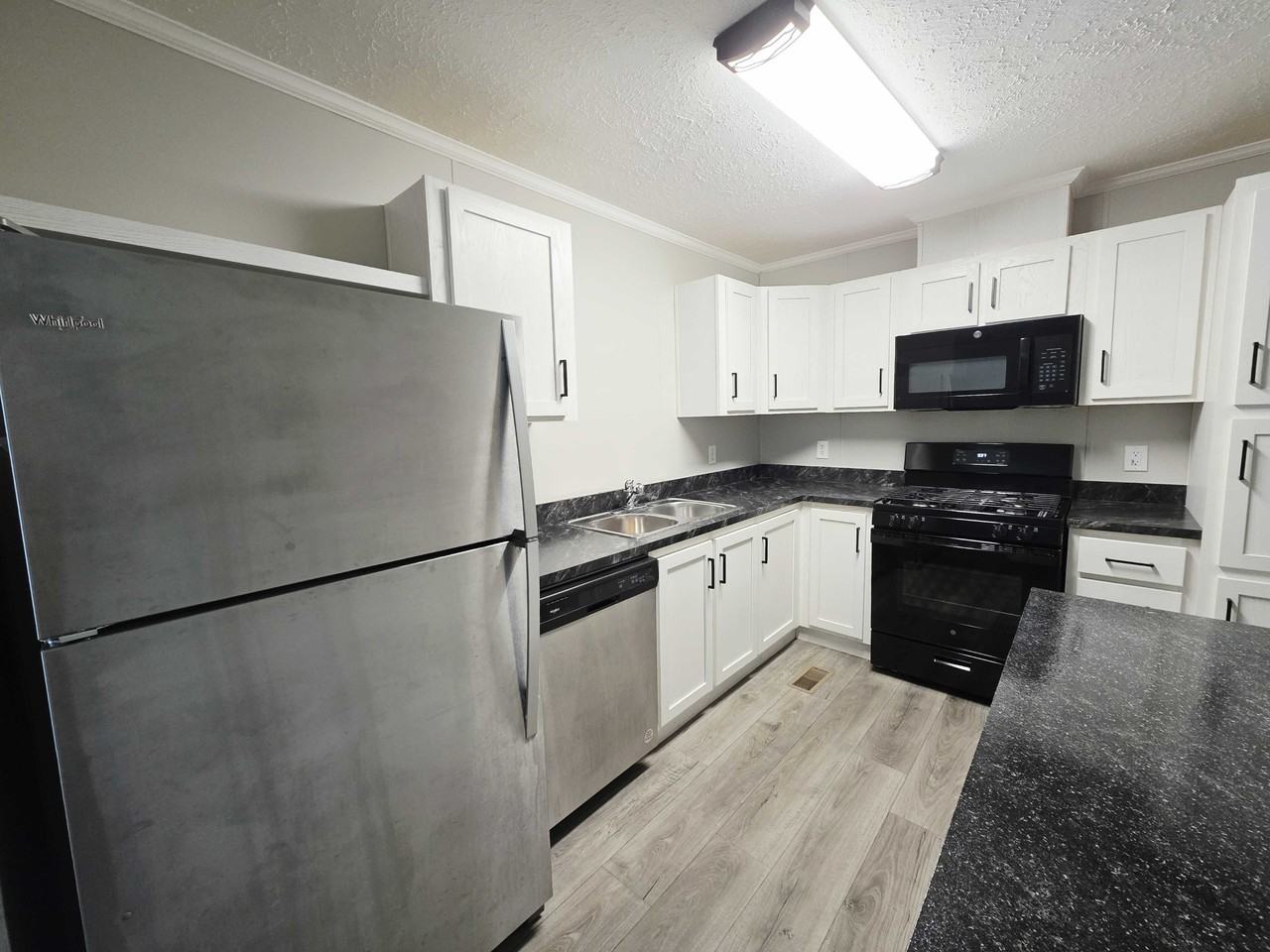 3618 Juniper St #795 - Photo 4 of 30