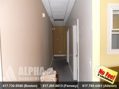46 Brooks St - Photo 5 of 8