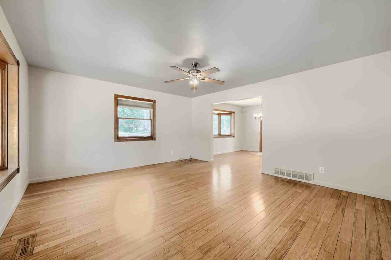 2821 E Serendipity Cir #1 - Photo 5 of 27