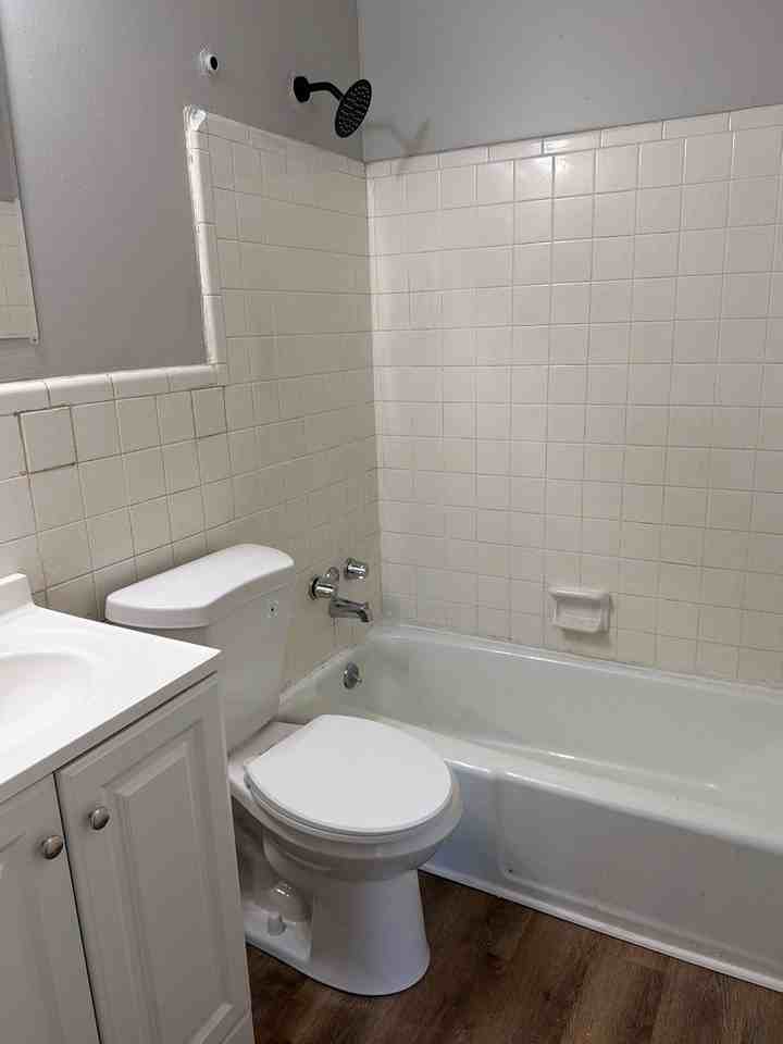 123 Tisdale St #1 - Photo 4 of 10