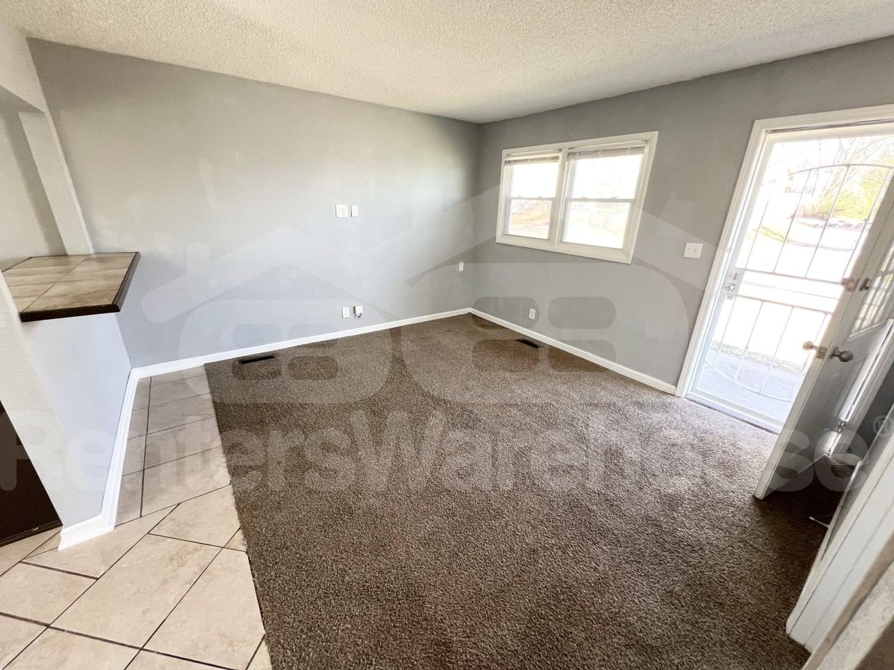 3736 Cypress Ave - Photo 5 of 12