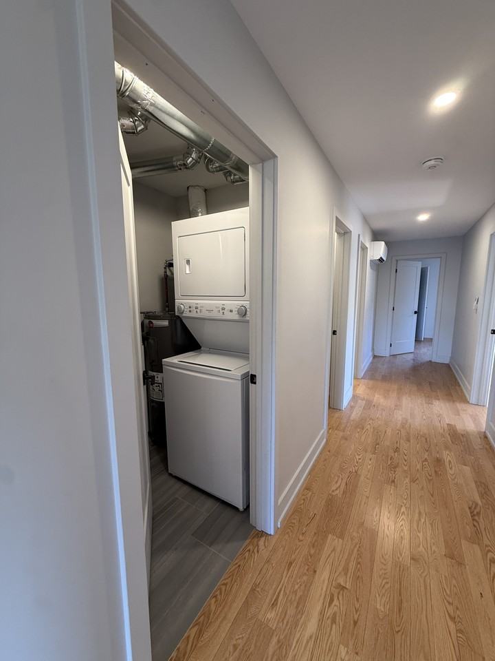 1250 Trenton Avenue - Photo 7 of 11