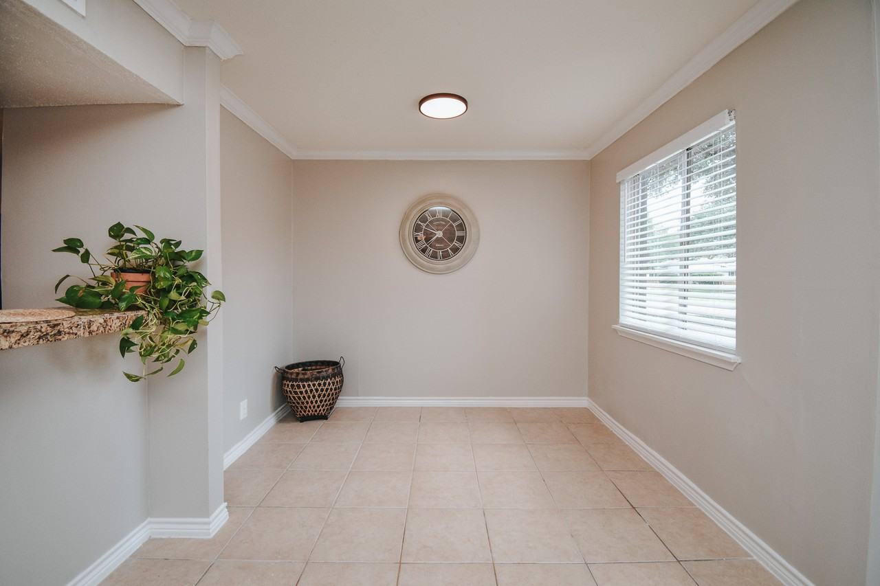 3001 Arroyo DrApt 107 #107 - Photo 4 of 19