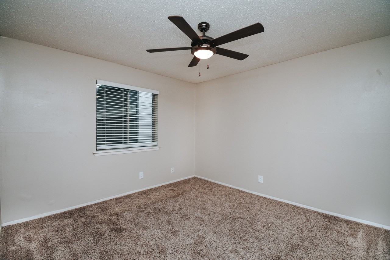 3001 Arroyo DrApt 602 #602 - Photo 6 of 17