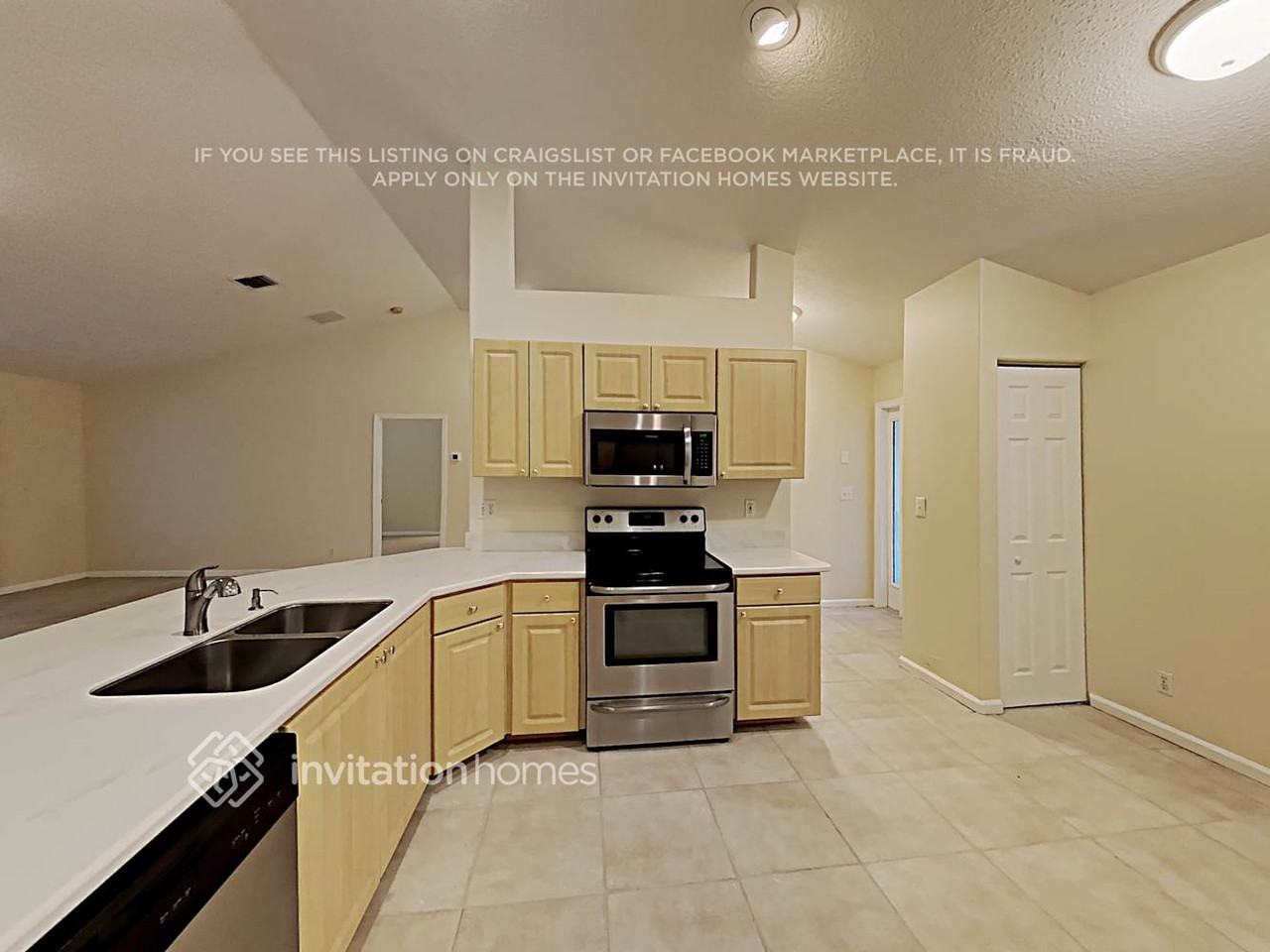 14822 Paddock Dr - Photo 7 of 19