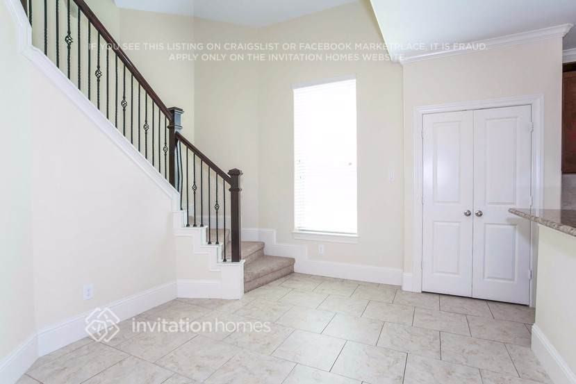 1307 Ainsley Way Dr - Photo 7 of 24
