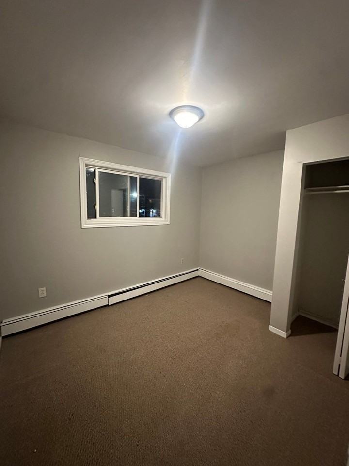 67 Caledonia Rd #2 - Photo 4 of 6