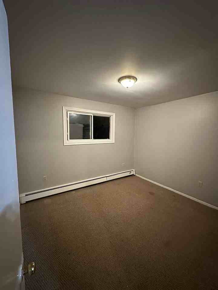 67 Caledonia Rd #2 - Photo 6 of 6
