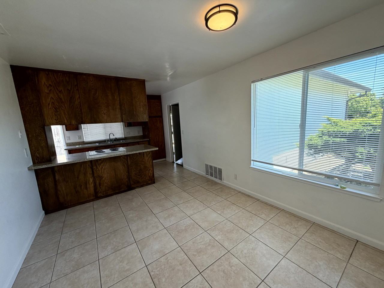 951 Sloat Dr #1 - Photo 4 of 16