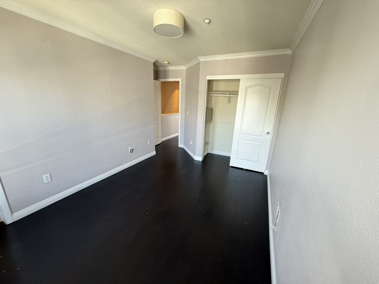 656 Grand Terrace - Photo 7 of 18