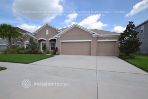featured image of 11301 Coventry Grove Cir