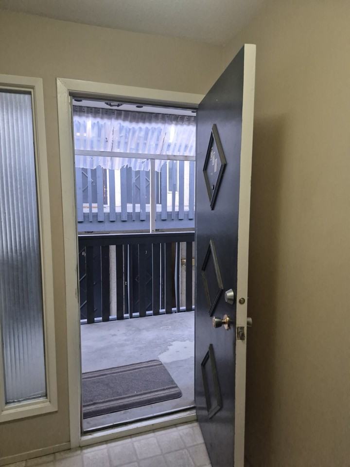3505 38 Street #221 - Photo 7 of 10