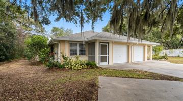 featured image of 1022 Foster Rd #A