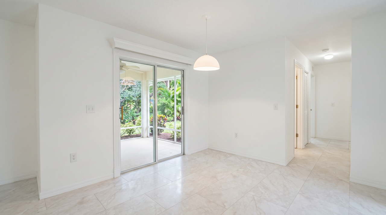 1022 Foster Rd #A - Photo 4 of 15
