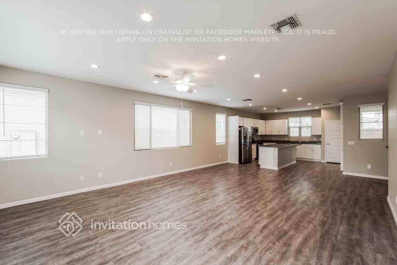 18971 W Pasadena Ave - Photo 6 of 25
