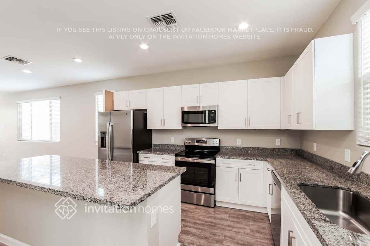 18971 W Pasadena Ave - Photo 7 of 25