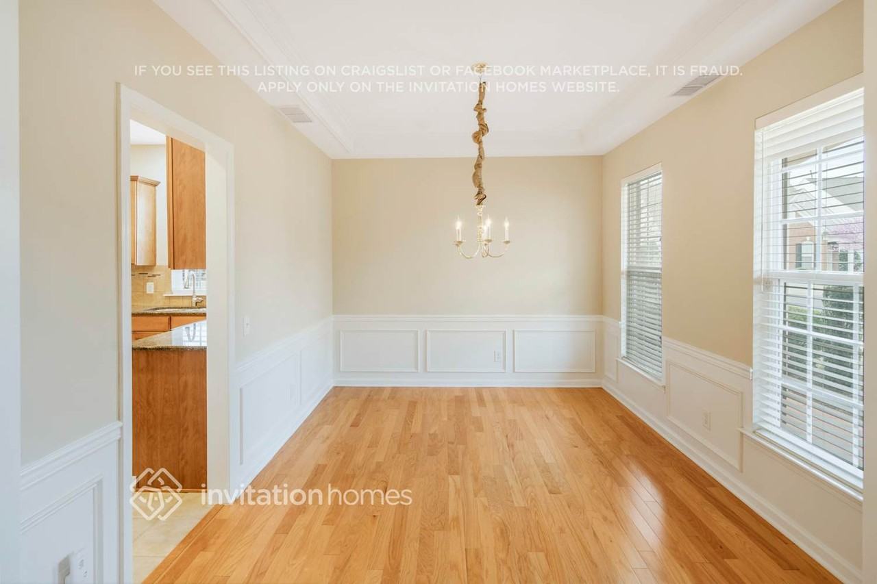 6204 Woodland Commons Dr - Photo 4 of 26