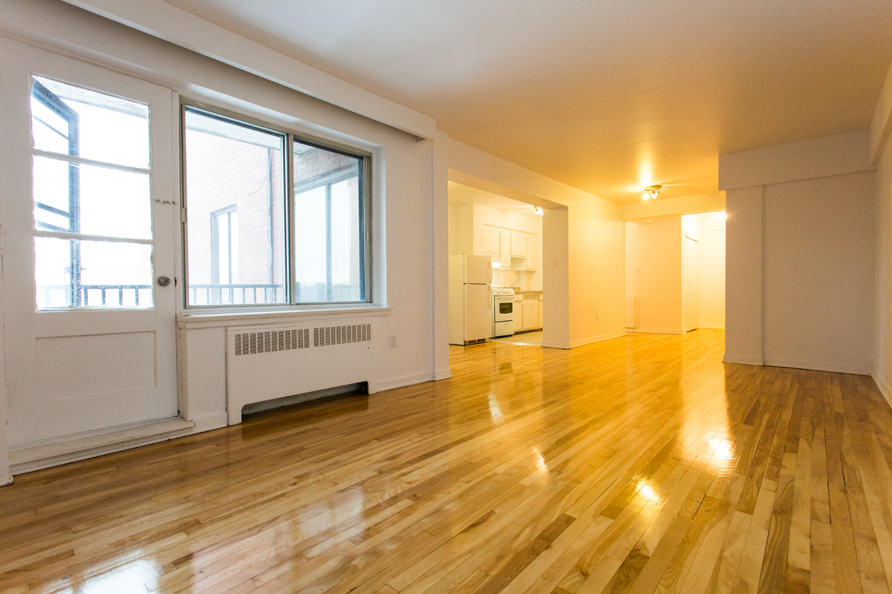 6920 Av Fielding — photo 1