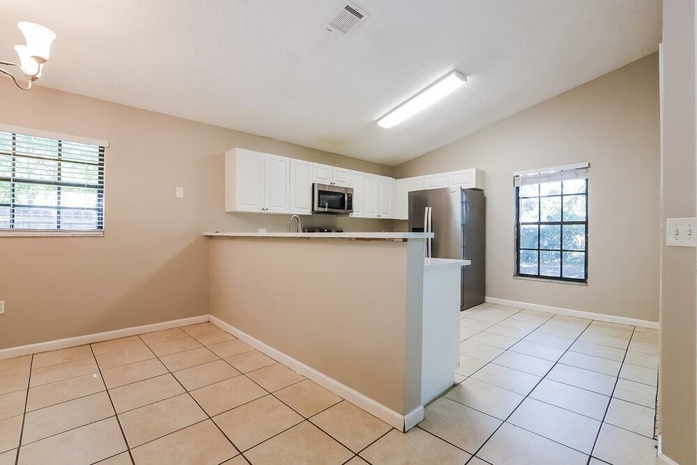 1629 Sunburst Way - Photo 7 of 16