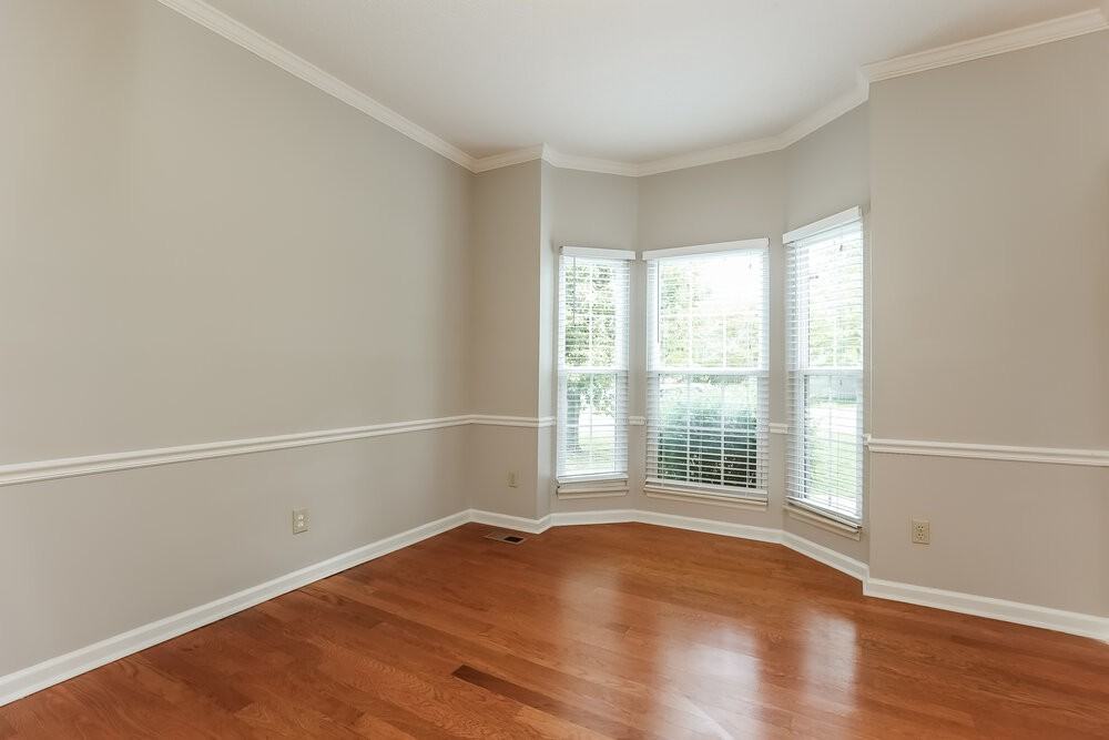 1472 Aaronwood Dr - Photo 5 of 17