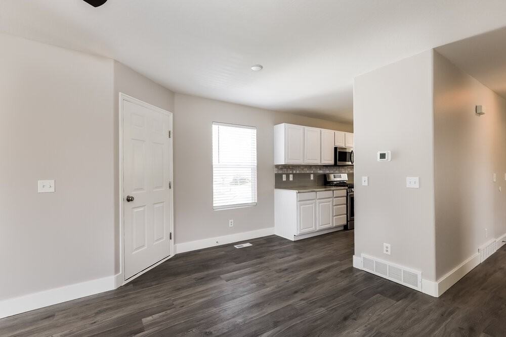 1913 Nw - Photo 7 of 21