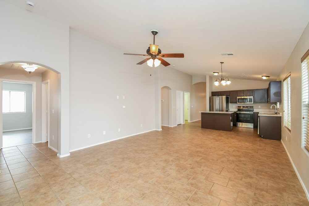 45734 W Dirk St - Photo 4 of 19