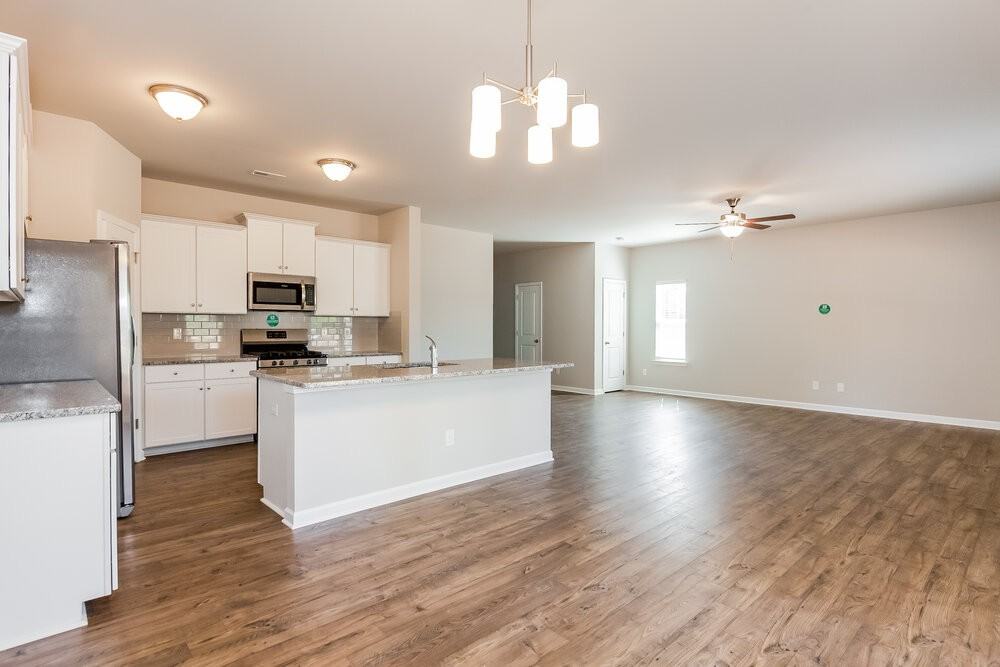 6507 Rumple Rd - Photo 5 of 17