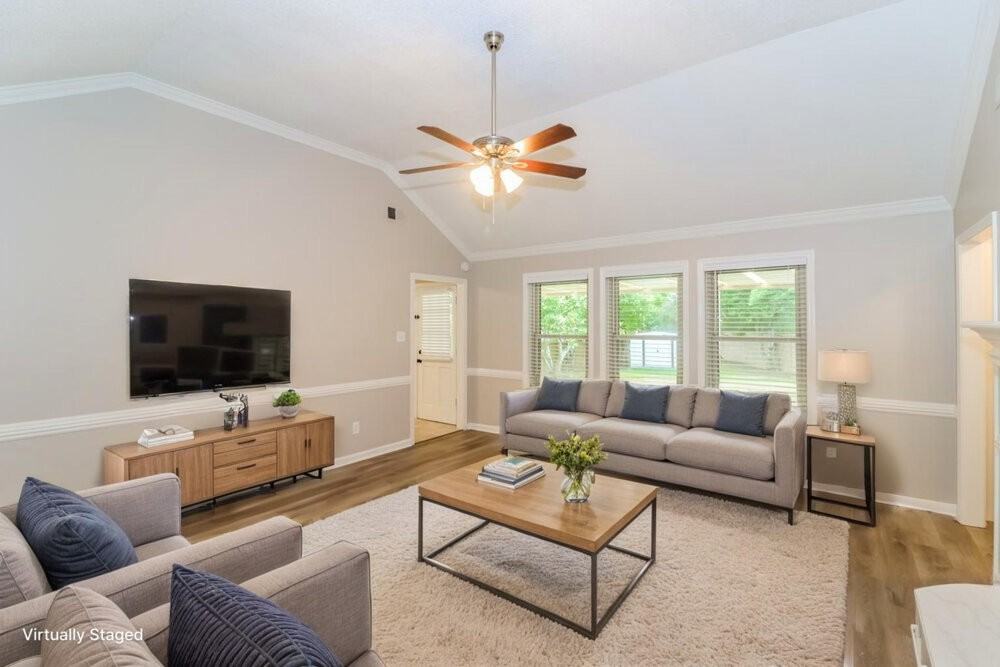 1366 Sandy Stone Ln - Photo 4 of 19