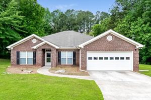 featured image of 5676 Hunters Chase Dr
