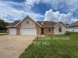 featured image of 2977 W Lasalle St