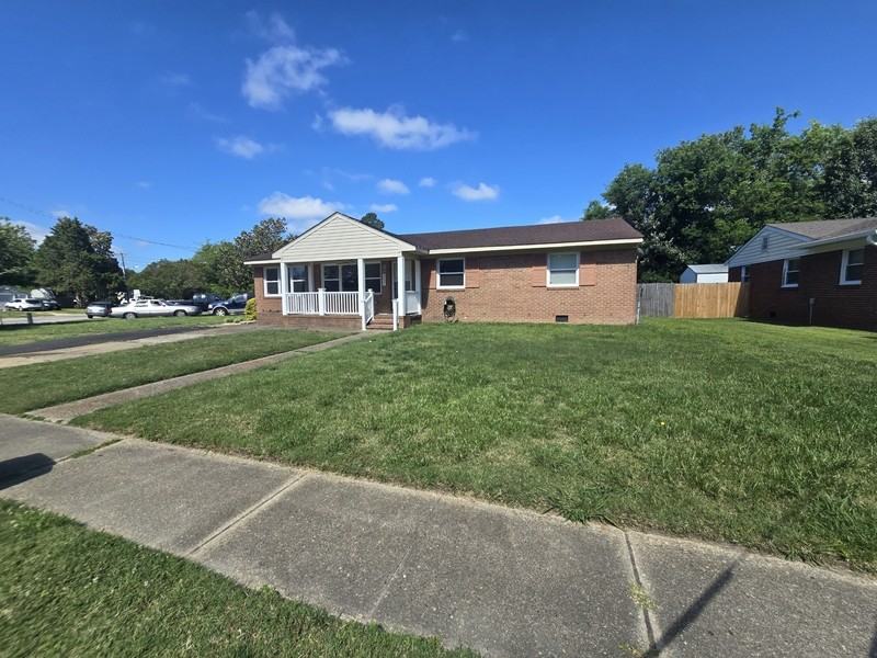 1221 Wingfield Ave - Photo 3 of 15