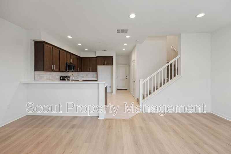 39529 Tannat Dr - Photo 6 of 50