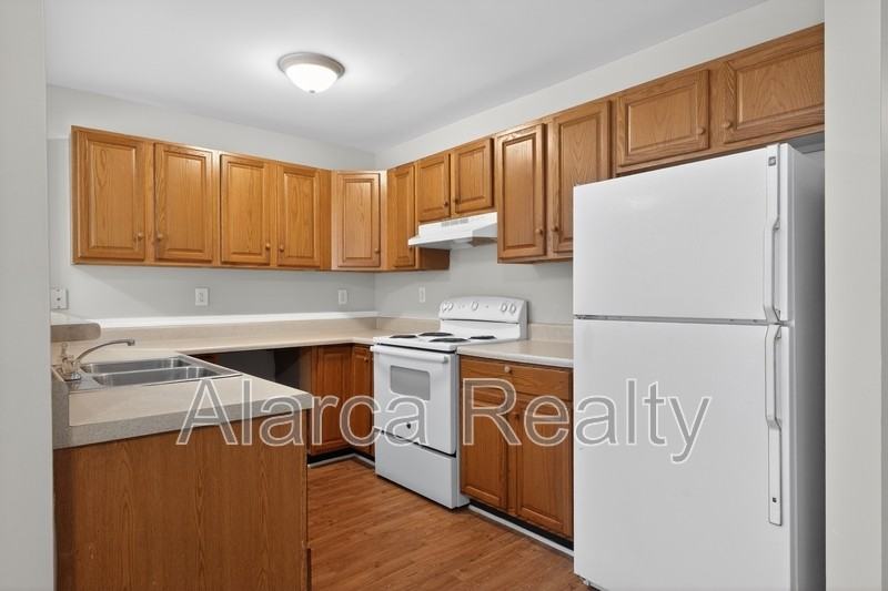 5620 Ilford St - Photo 4 of 20