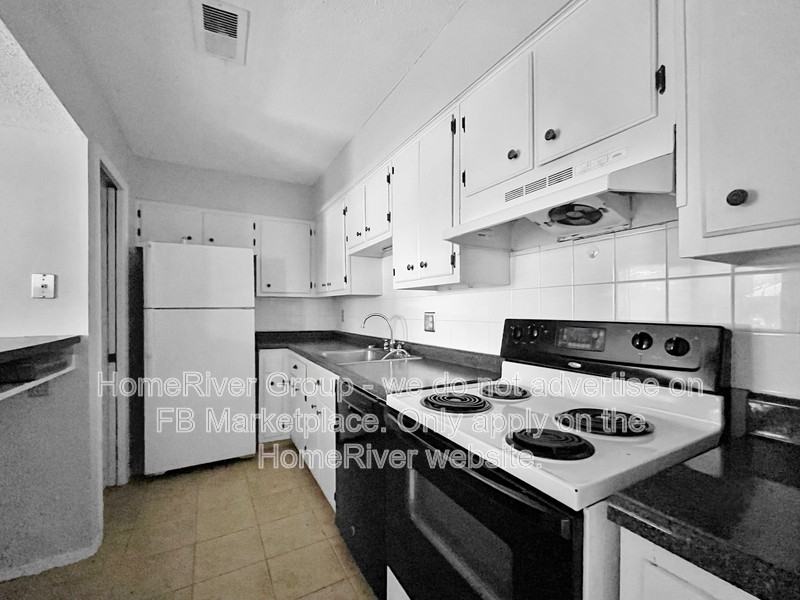 3970 Grahamdale Cir #A - Photo 6 of 17