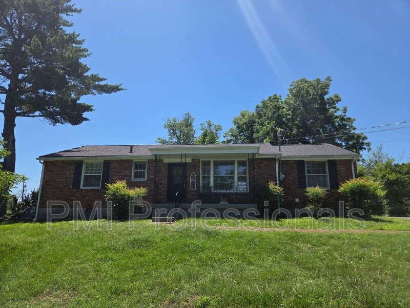 218 Walcott Dr