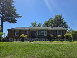 featured image of 218 Walcott Dr