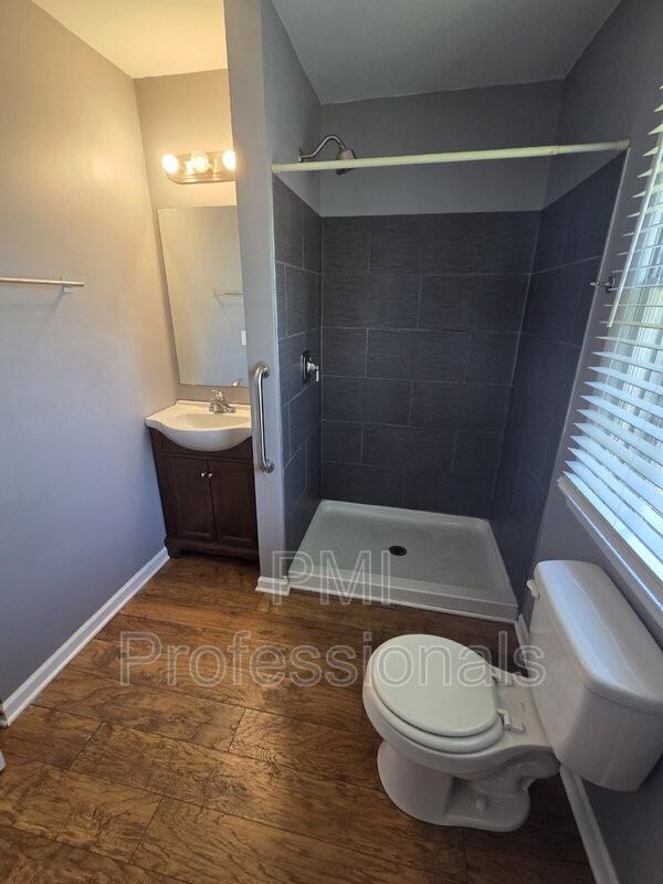 218 Walcott Dr - Photo 6 of 12