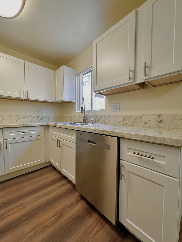 25907 Oak Street #19 - Photo 5 of 8