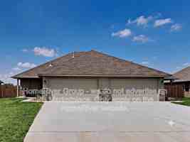 featured image of 515 N 5th St