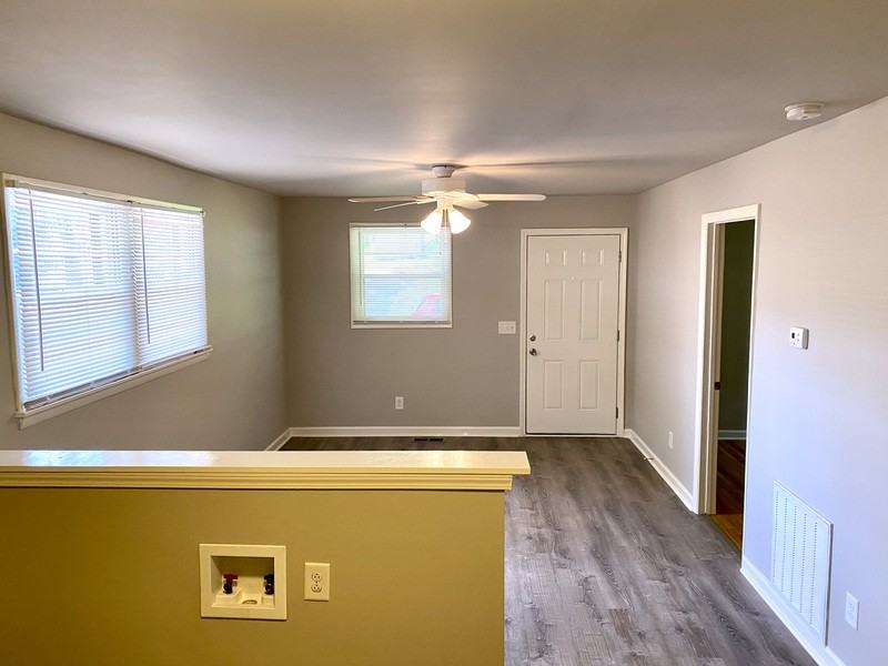 1641A Evelyn Ave - Photo 3 of 24