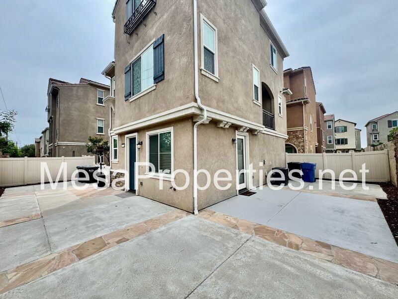 795 Hazel Way - Photo 3 of 24