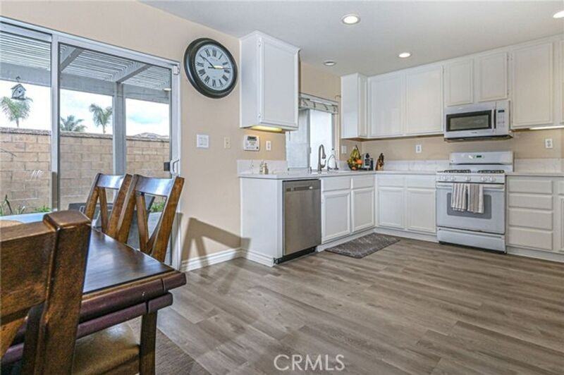 14015 Visions Dr - Photo 5 of 11
