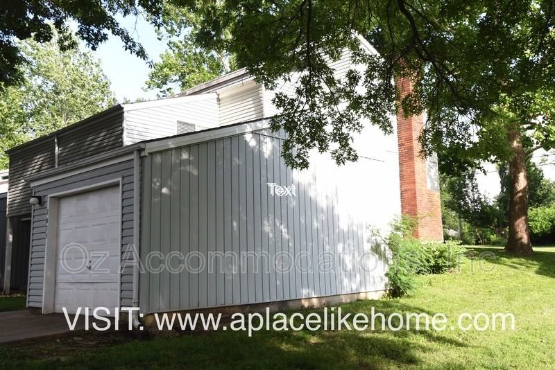1415 E 97th St - Photo 3 of 7