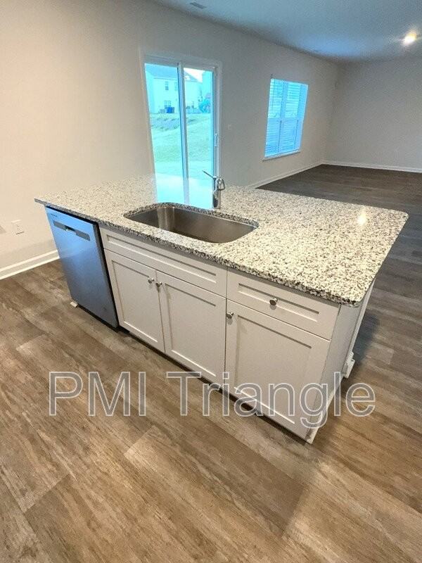 5516 Musket Ct - Photo 6 of 29