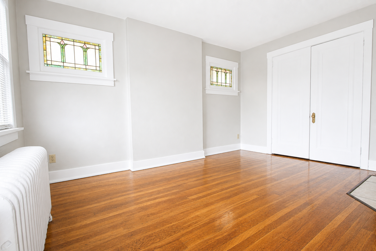 STATESMAN APARTMENTS -- 081 - Photo 5 of 19