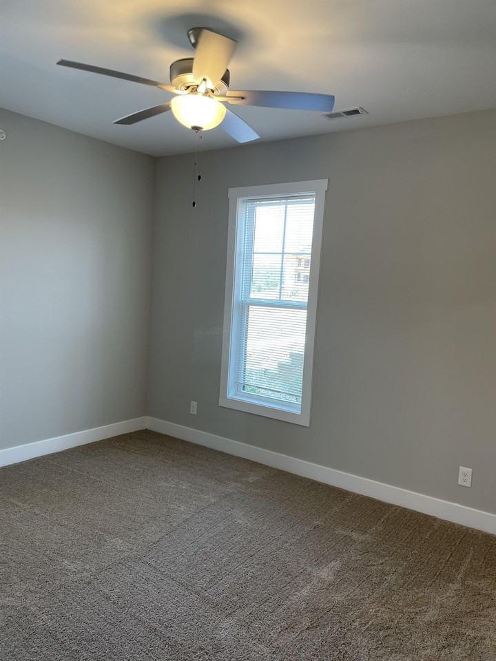 456 English Commons Drive Building A - Photo 7 of 46