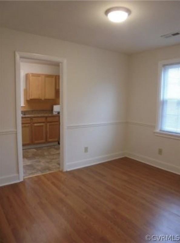 1607 Minefee St - Photo 6 of 9