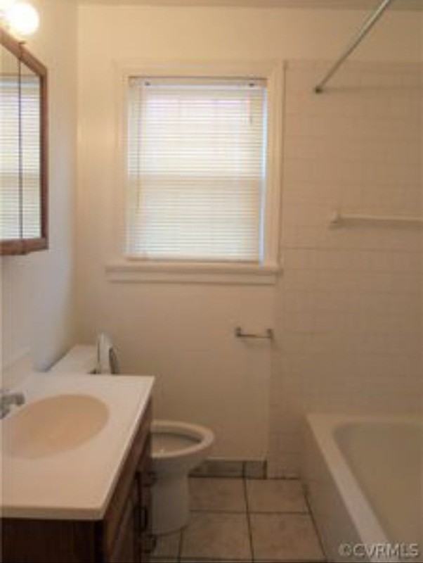 1607 Minefee St - Photo 7 of 9